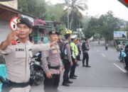 Personel OMP Rinjani 2024 Polres Bima Kota Amankan Kampanye Tatap Muka Paslon Walikota Bima di Kelurahan Oimbo