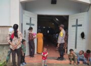 Minggu Kasih, Bhabinkamtibmas Polsek Donggo Imbau Warga Jaga Kerukunan dan Gelorakan Pilkada Damai