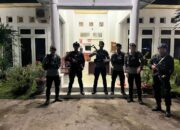 Personel Polres Bima Kota dan Batalyon C Pelopor Sat Brimobda NTB Kawal Ketat Kantor KPU Kota Bima dalam OMP Rinjani 2024