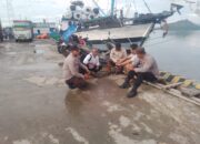 Polsek Kawasan Pelabuhan Laut Bima Gelar Patroli Rutin di Areal Dermaga
