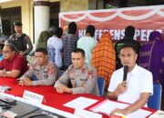 Polres Bima Gelar Jumpa Pers Penggerebekan Kampung Rawan Narkoba di Desa Tente Yang Melibatkan Satu Keluarga