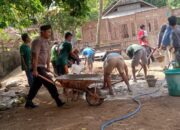 Kedekatan Antara Polri dan masyarakat, Bhabinkamtibmas Polsek Parado Laksanakan Gotong Royong Bersama Warga Binaan