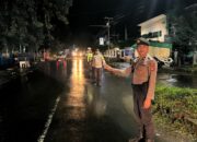 Personil Pos Pam Operasi Ketupat Polres Bima Laksanakan Pngaturan Arus Lalulintas dan Imbau Warga Jaga Kamtibmas