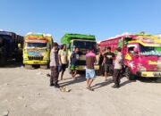 Polsek Kawasan Pelabuhan Laut Bima Gelar Jumat Curhat Bersama Buruh dan Penumpang