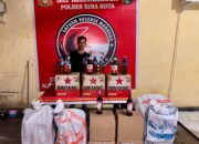 Gerebek Kafe, Tim Opsnal Sat Narkoba Polres Bima Kota Sita Ratusan Botol Miras