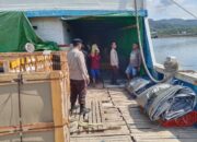 Personel Polsek Kawasan Pelabuhan Laut Bima Gelar Patroli Rutin dan Himbauan Kamtibmas di Area Pelabuhan